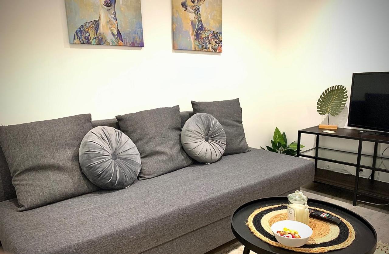 Modernguestniort - Paradis Luaran gambar