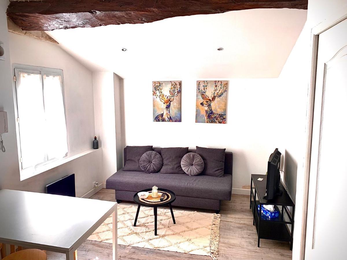Modernguestniort - Paradis Luaran gambar
