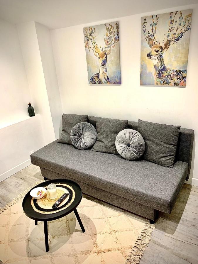Modernguestniort - Paradis Luaran gambar