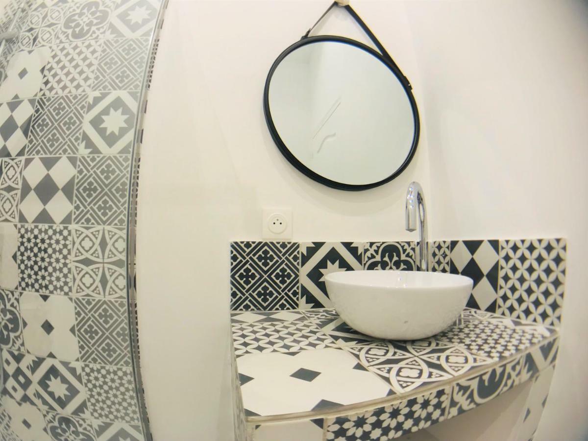 Modernguestniort - Paradis Luaran gambar